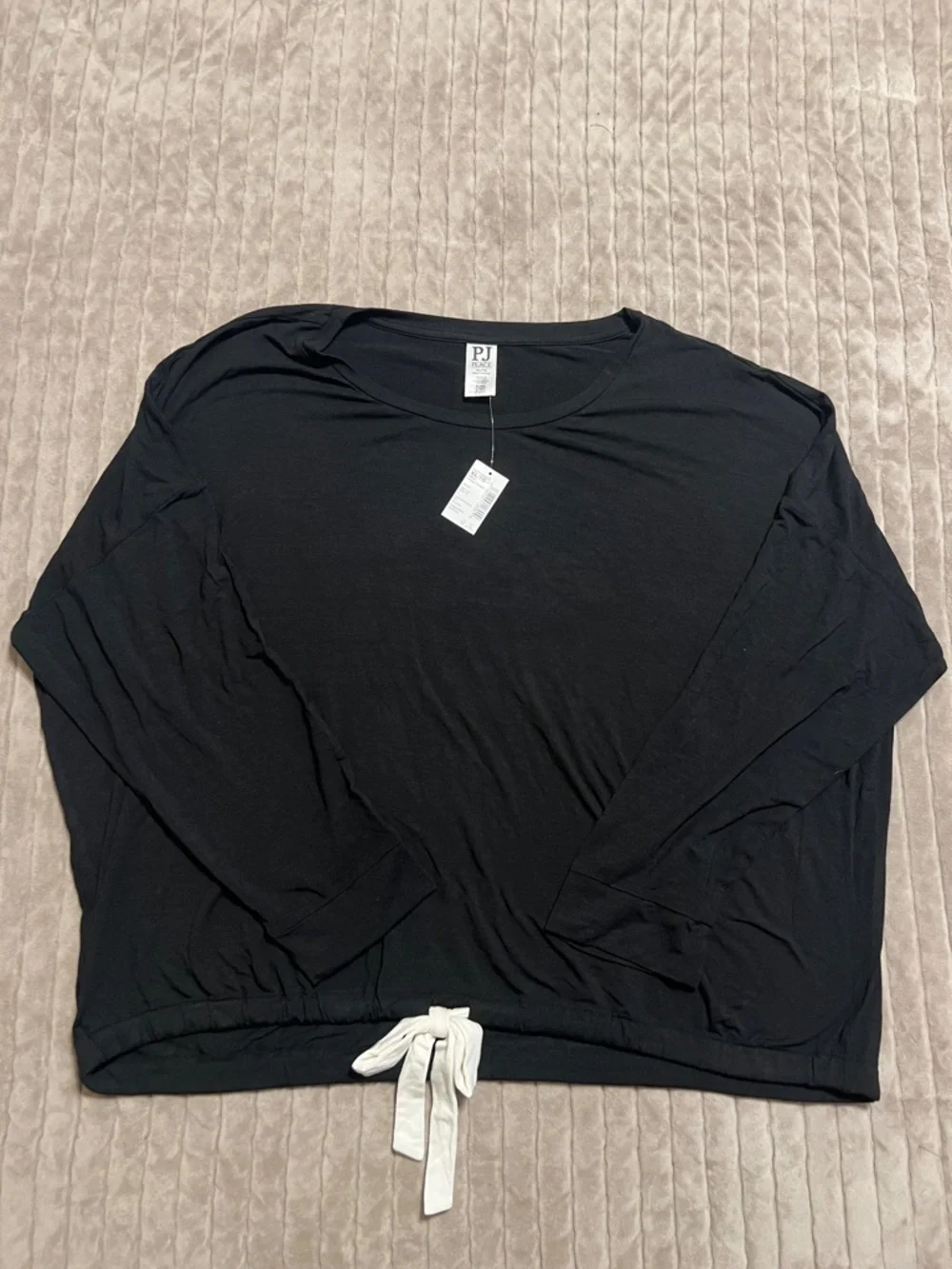 PJ Harlow Black Long-Sleeve Tie-Hem Pajama Top